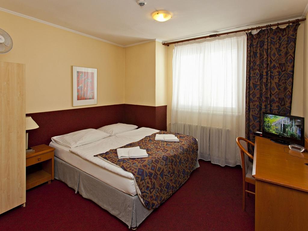 A Plus Hotel & Hostel Prag Dış mekan fotoğraf
