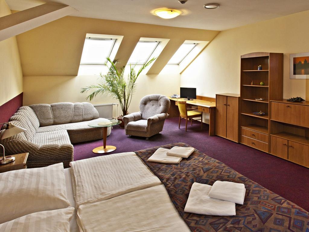 A Plus Hotel & Hostel Prag Dış mekan fotoğraf